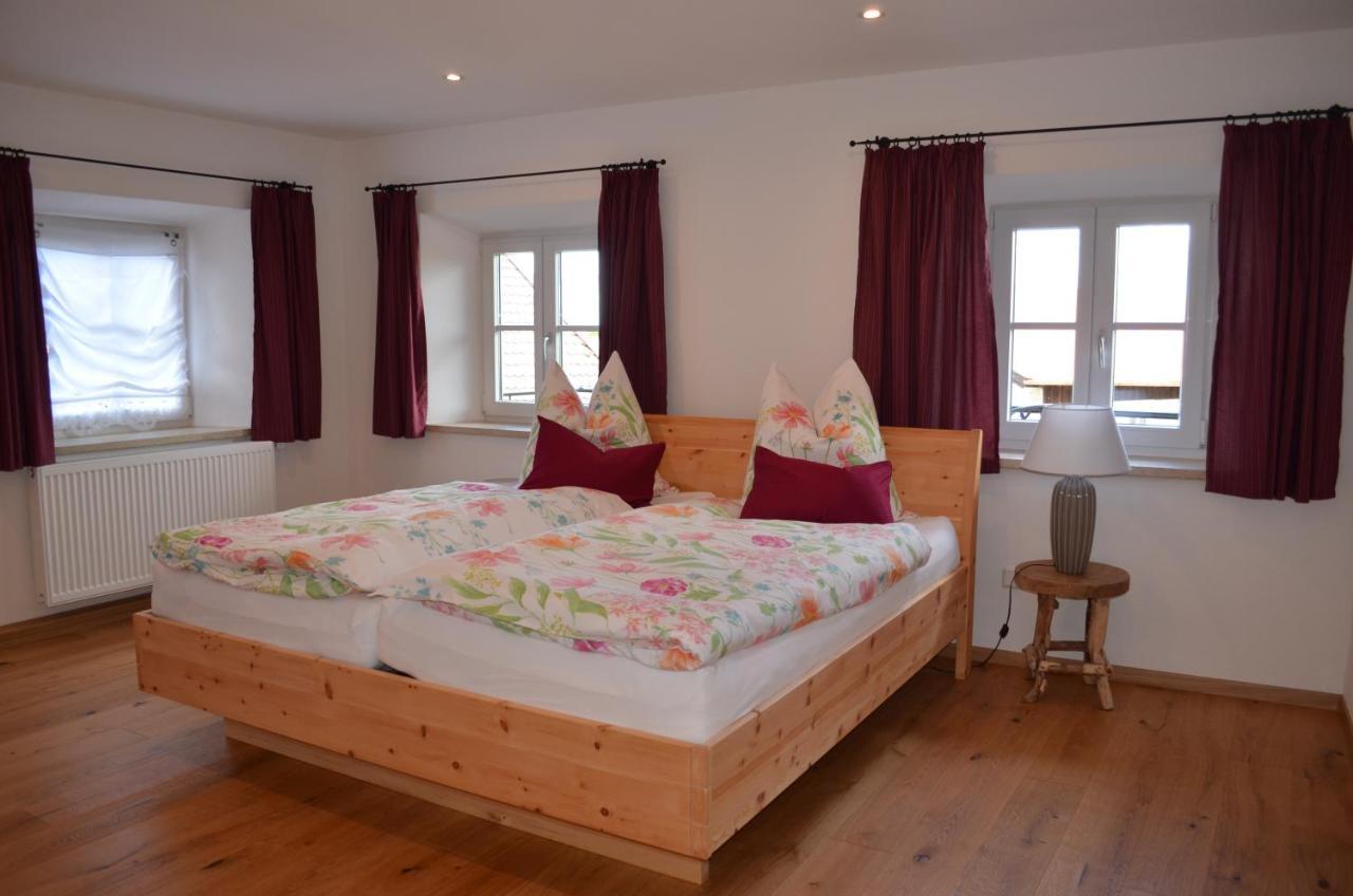 Ferienwohnung Fenzl 림스팅 외부 사진